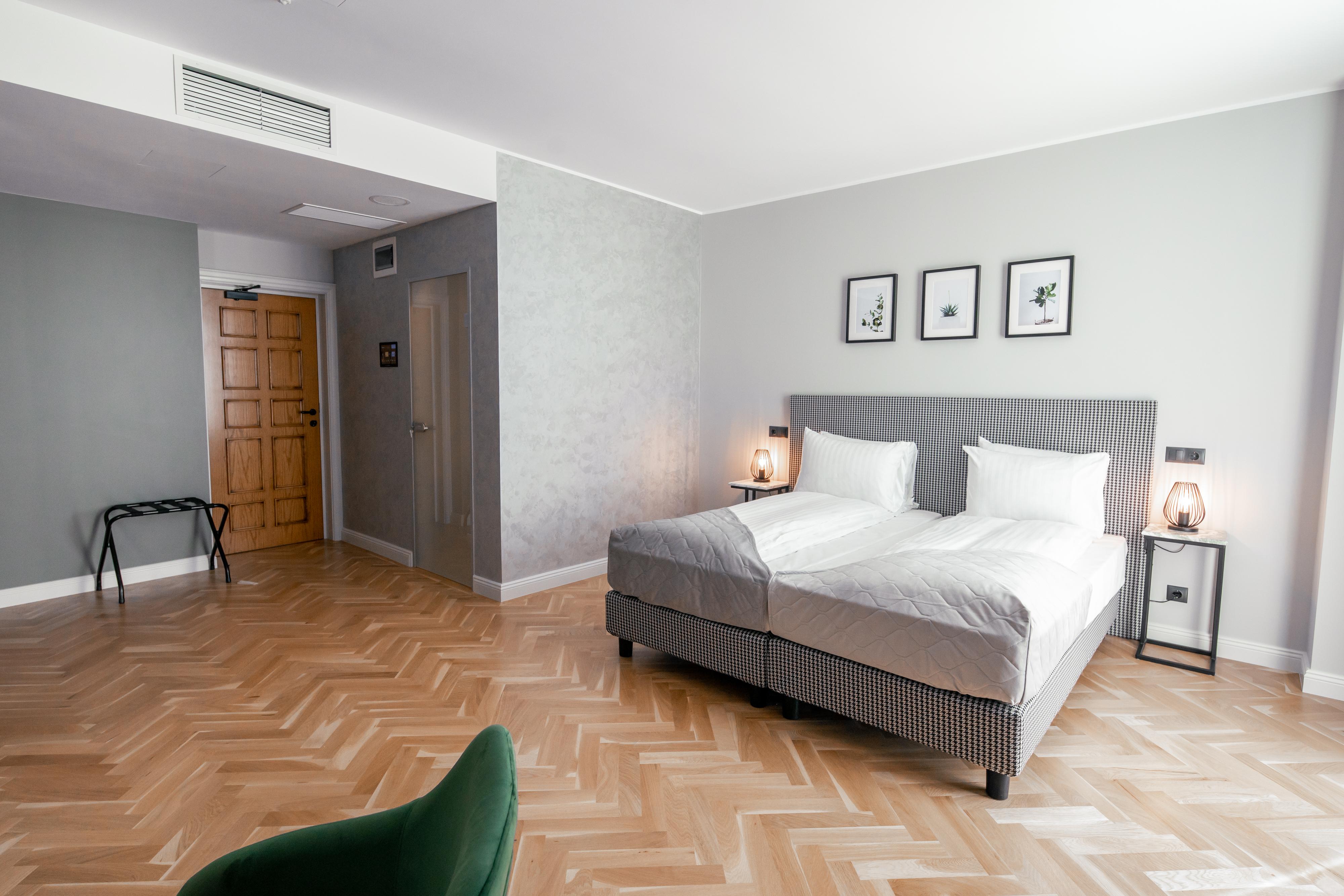 Hotel Libra Sibiu Bagian luar foto